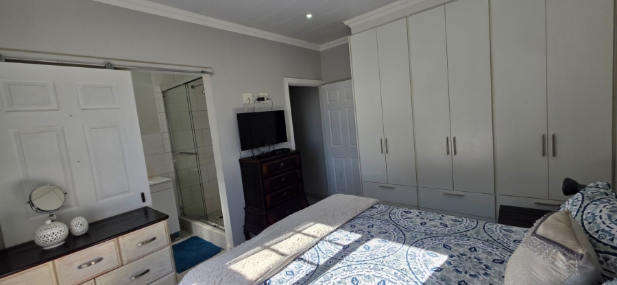 2 Bedroom Property for Sale in Dana Bay Western Cape